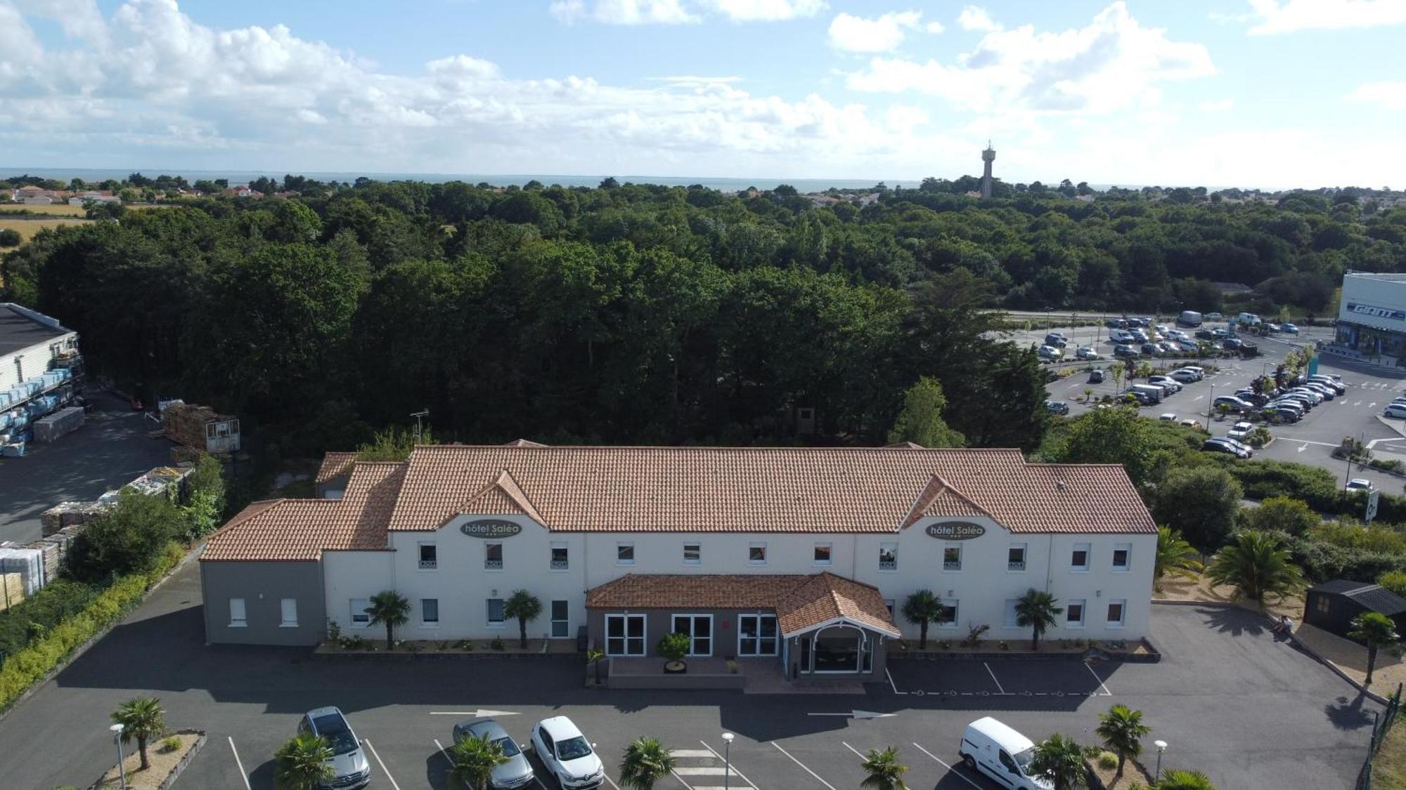 Hotel Salea Pornic Exterior photo